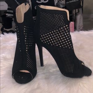 Forever black booties